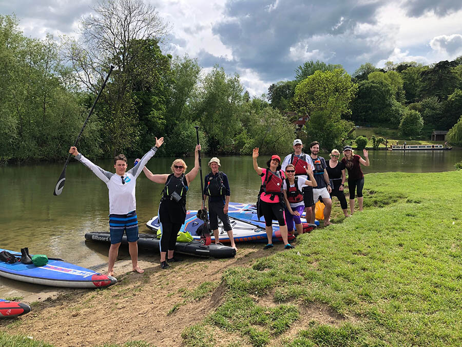 Team_building_Pangbourne_group_paddleboarding_SUP_Active360.jpg