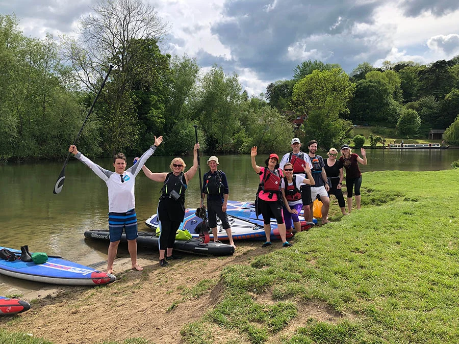 Team_building_Pangbourne_group_paddleboarding_SUP_Active360.jpg