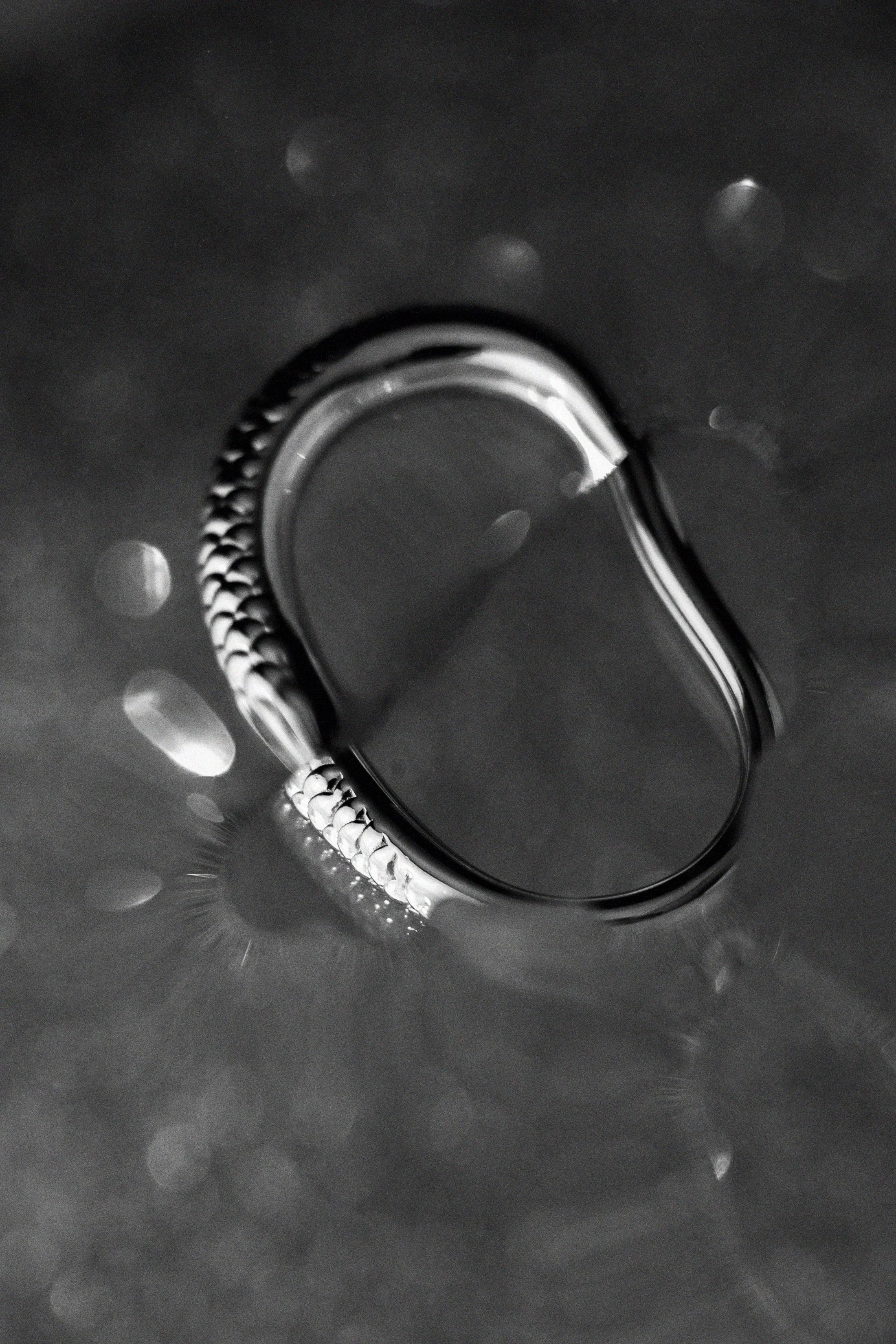 Sculptural Jewellery – Maison Nwar 