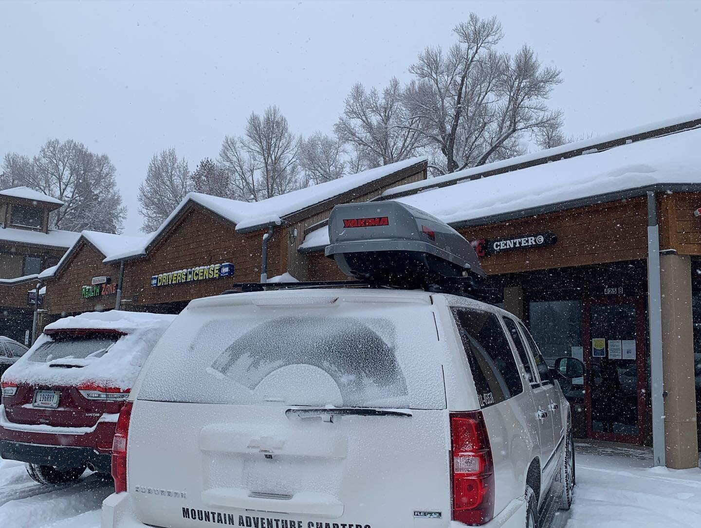 Yesterday was a big day. Off to Steamboat for the morning with a Vail Valley Jet Center pickup in the afternoon. Snowy roads the whole day. The suburban was working hard!! #Snow #powderday #steamboatsprings #vailvalleyjetcenter #vail #beavercreek #va