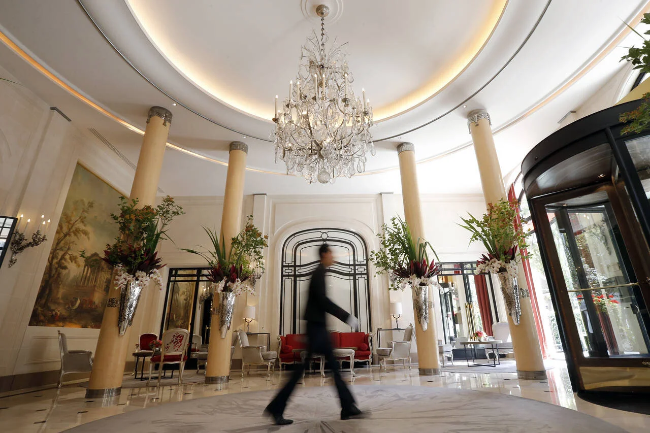 For Empty Nesters, Spending May Trump Extra Saving | The Wall Street Journal