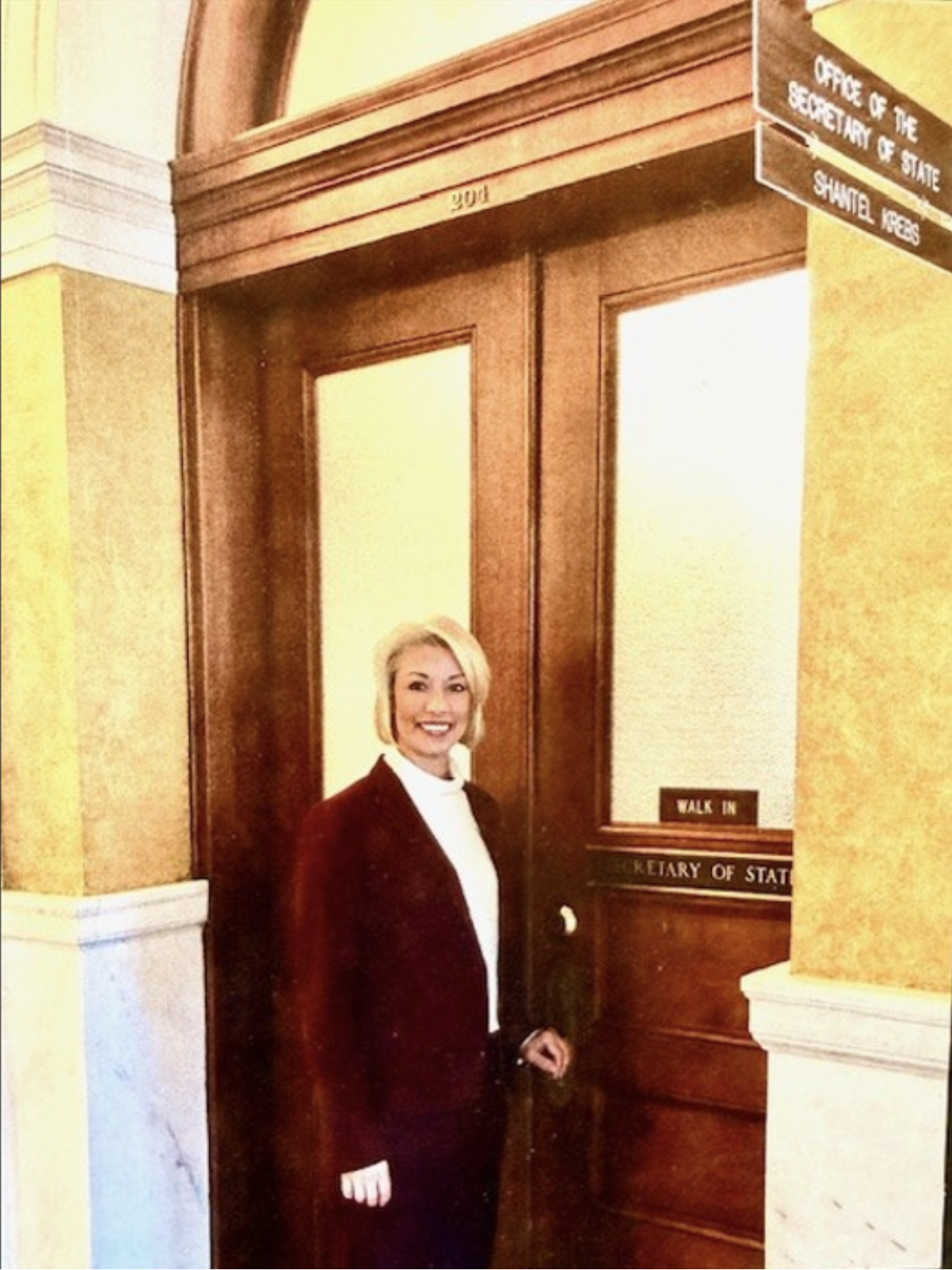  Secretary of State Shantel Krebs (right) receiving petitions 