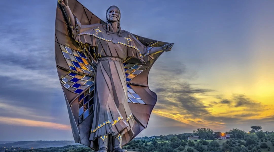 South Dakota Hall of Fame gifted copyright to 'Dignity of Earth and Sky'