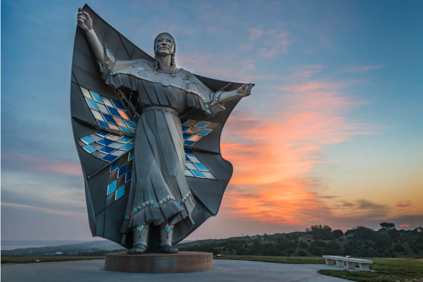 South Dakota Hall of Fame gifted copyright to 'Dignity' sculpture