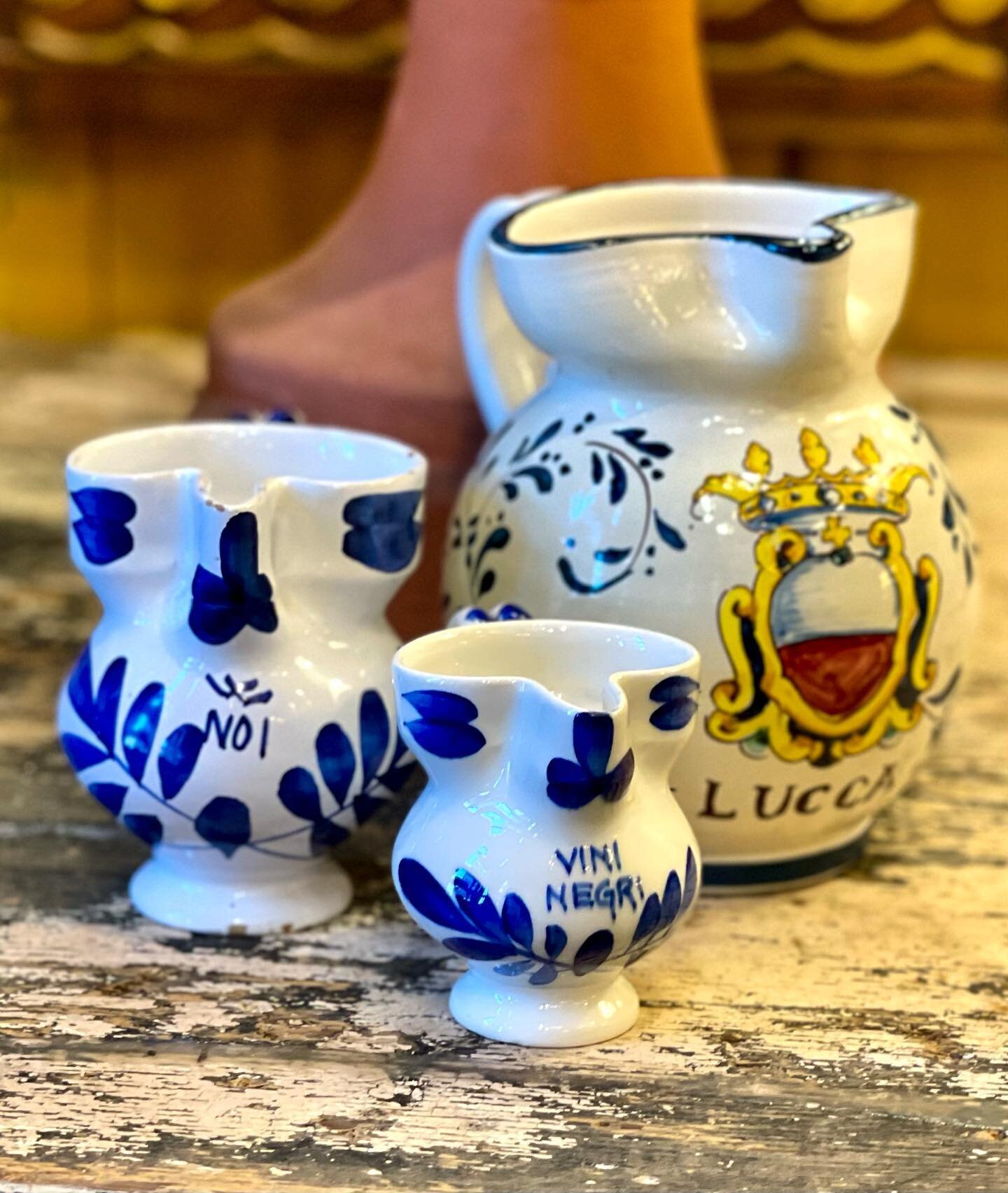 Direct from Italy🇮🇹 #themost fantastic #variety of vintage #water and #wine pitchers 💧🍷🍶
These little #beauties are sure to #addinterest and #startconversations around the #dinnertable 🍽️🍝💙

#waterpitcher #winepitcher #pitcher #italy #italian