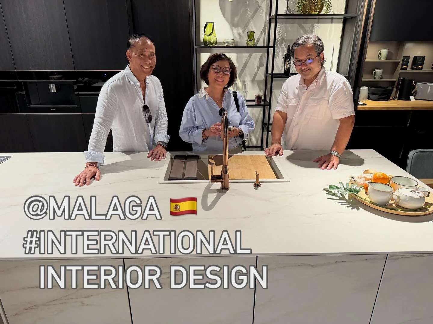 #whenoppurtunityknocks #hello #internationaldesign #spanish #style #practice #practicepractice 👨🏻&zwj;🎨 @pdxairport 
#remodel #renew #refresh #youcandoit