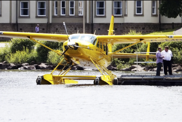 Cessna 208 Seaplane.png