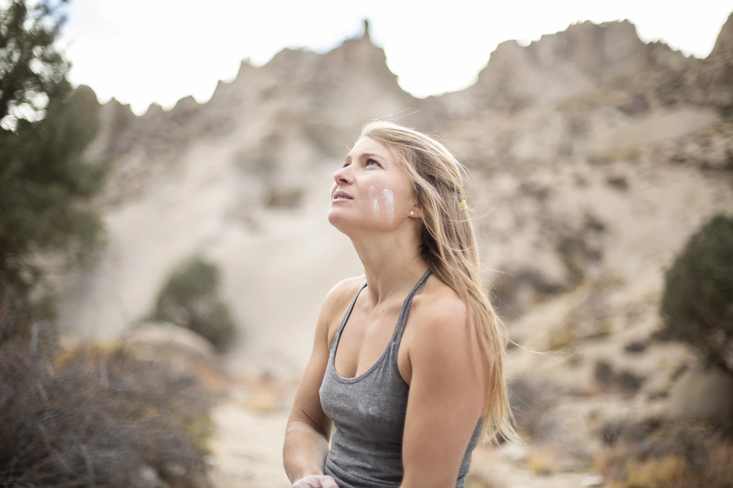  Bouldering in Bishop. Credit: Cameron Meier 