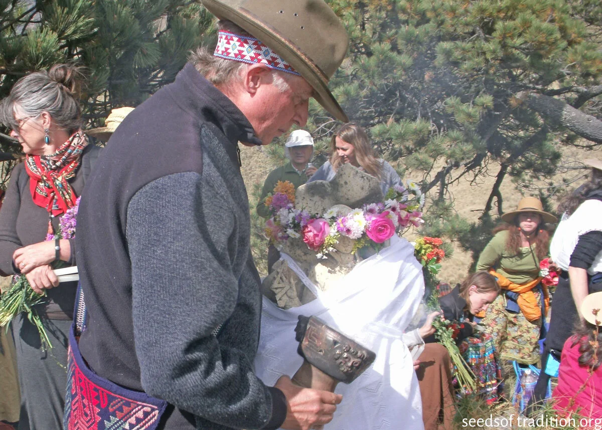 2014-david-wiley-bless-statue-seeds-of-tradition.jpg