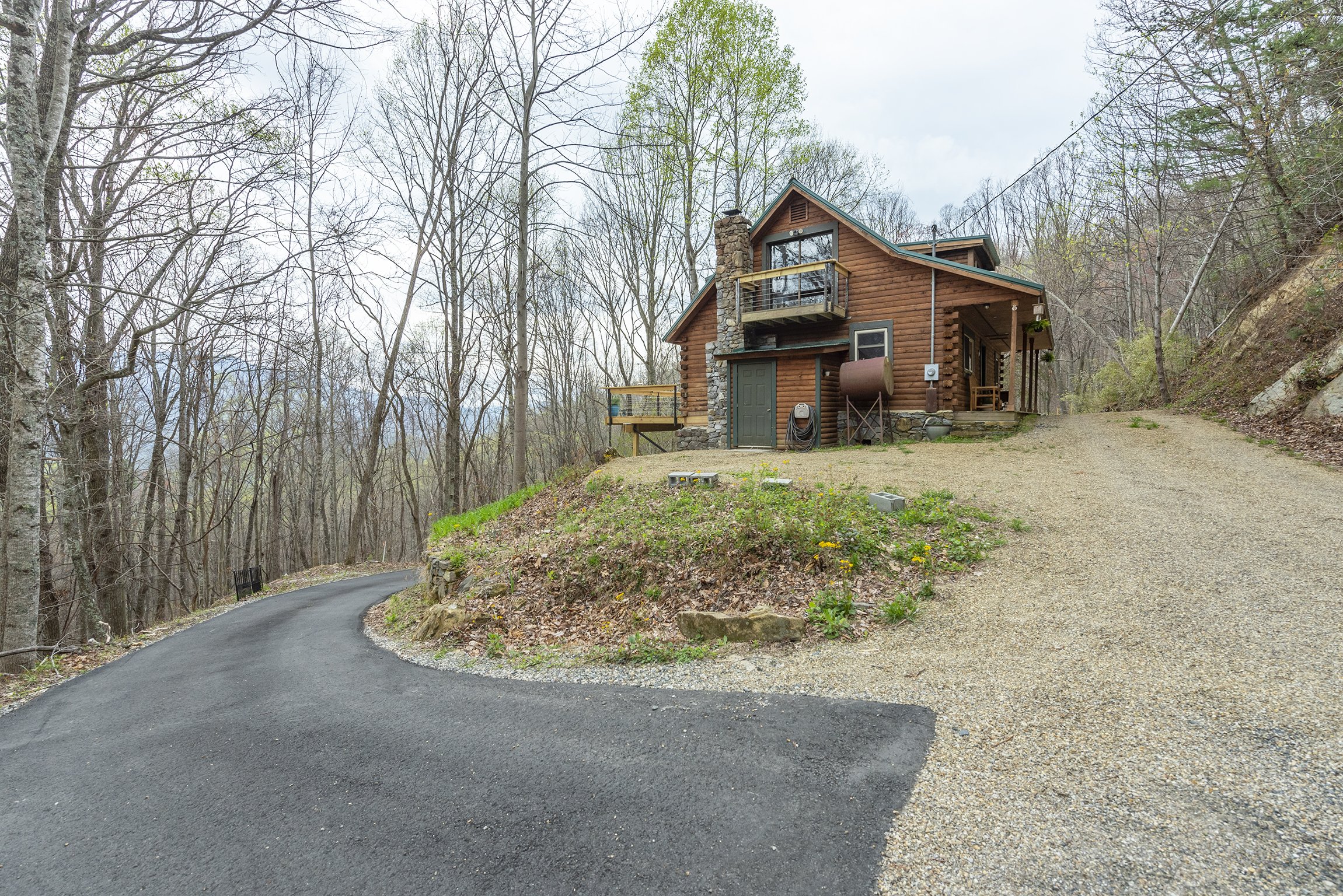 weaverville cabin for rent asheville nc home for rent short term long term medium term furnished wood stove fireplace