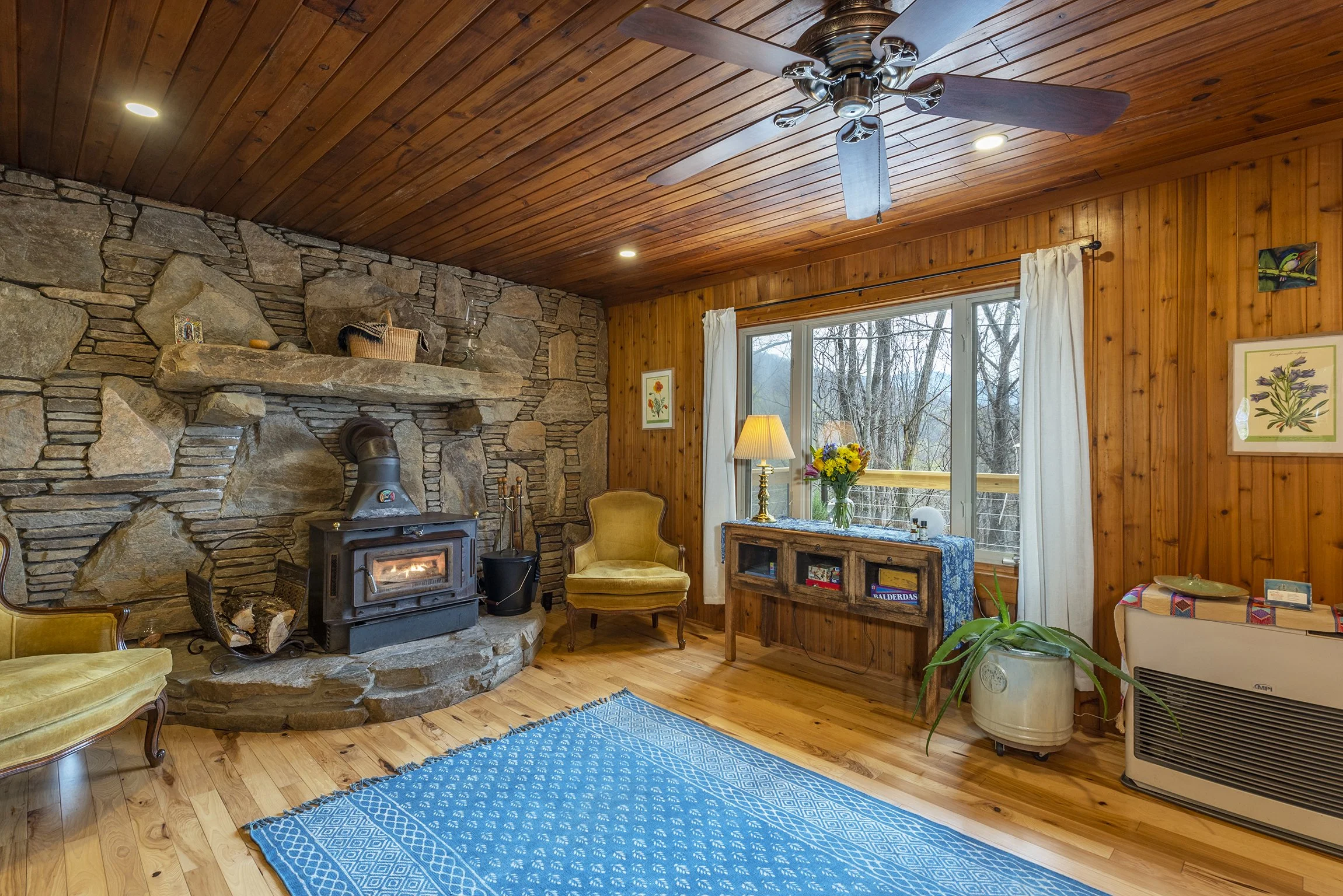 weaverville cabin for rent asheville nc home for rent short term long term medium term furnished