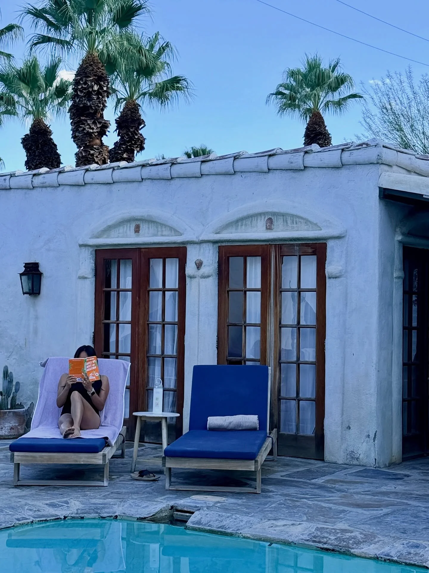 Retreat: complete 🧡
Spread: still a work in progress 📝
Dreams: in development ✨

It was my first time experiencing a retreat like this. book[ed] &amp; screened by @the.bookedsociety was no pressure, no rigid itinerary. Just wide-open space to read,