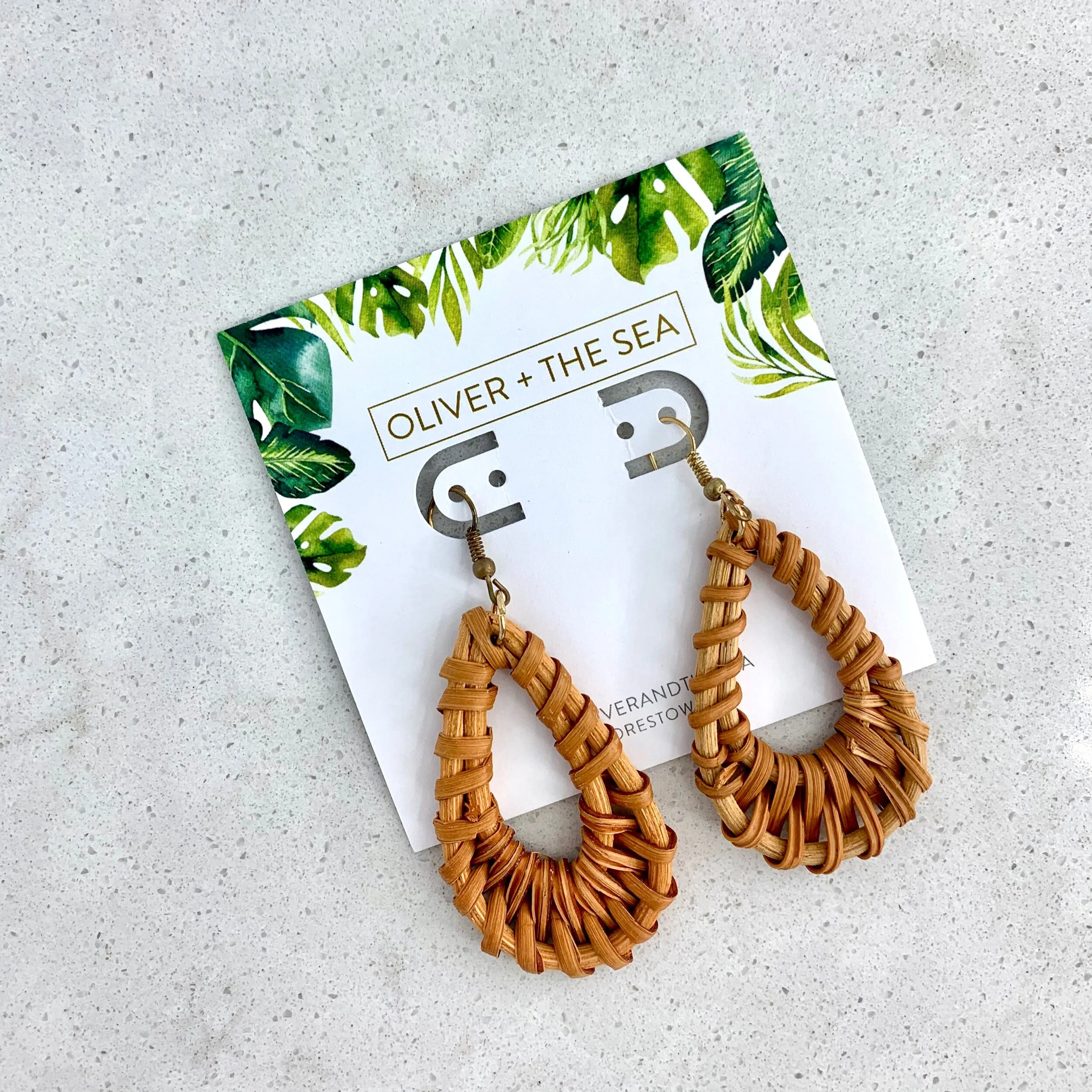 5516CA38-3B95-46BD-973B-99DB439549D3