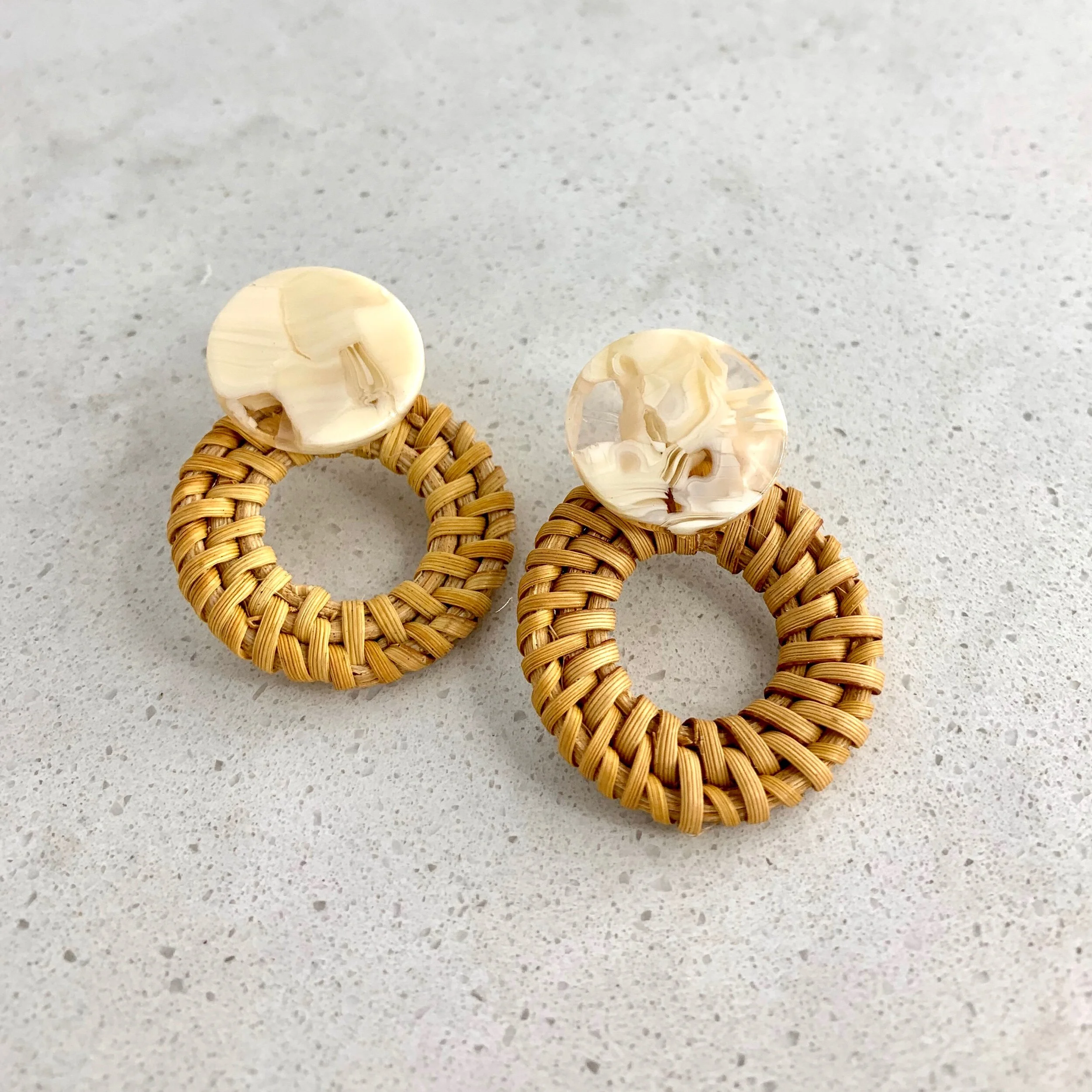 1FF9C4D0-CBF0-4D24-8E68-0E78DB192504