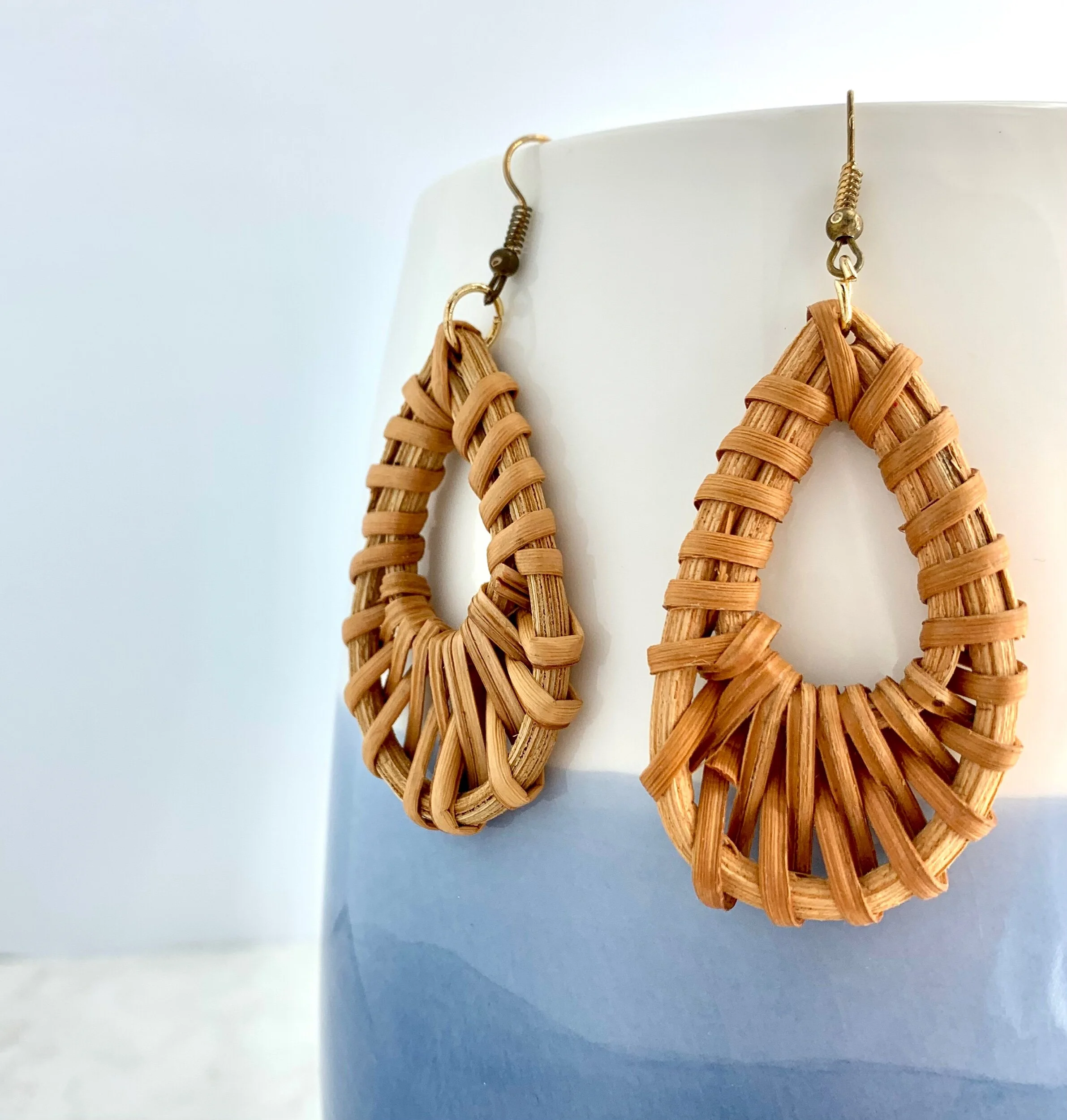 F55FC7E6-BE6B-4634-87CC-C04B6630EBA5