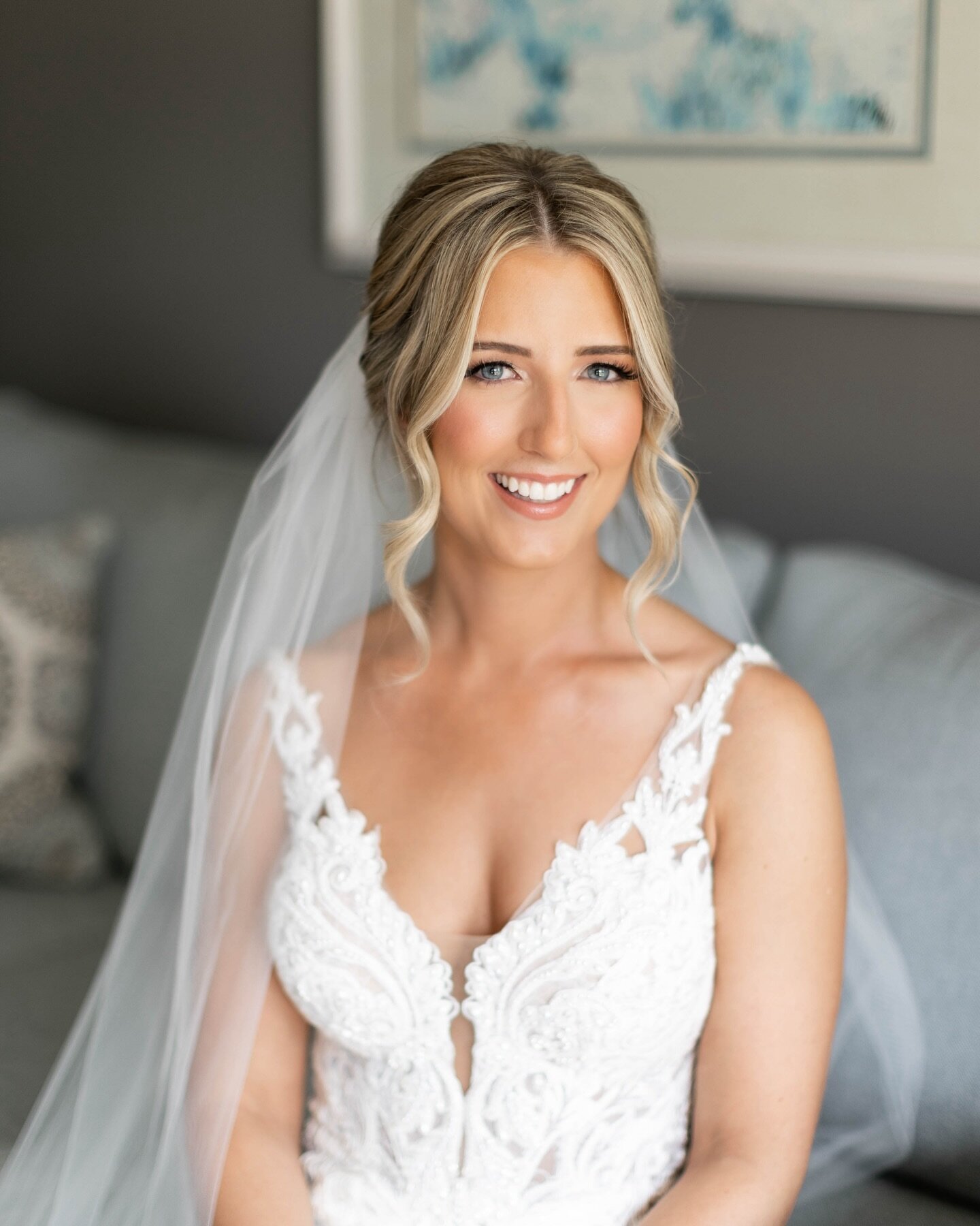 So looking forward to more spring beauty&rsquo;s like this 🤍 will never ever get over you Kathy ✨

Photo: @danielle_harris_photography 
Makeup: @makeupbyamericaf 
Hair: @emilyraebridalhair 
Venue: @haleymansion 
.
.
.
.
.
#makeupbyamericaf #chicagom