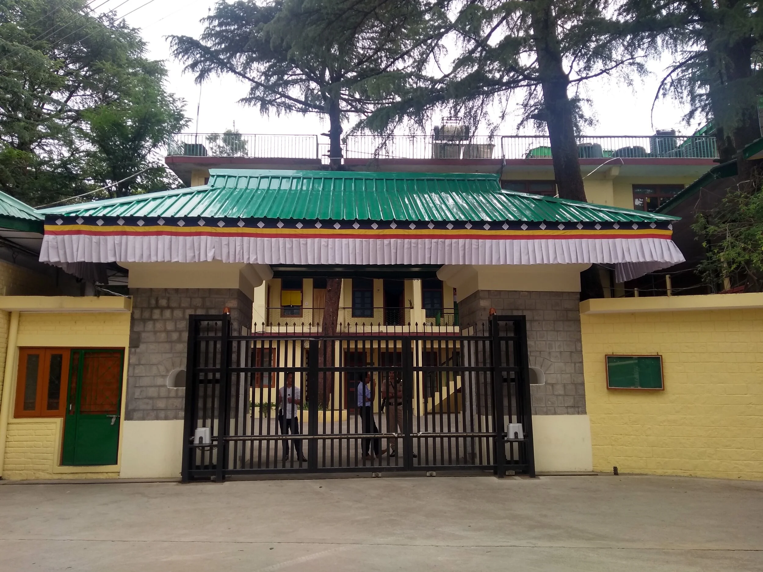 dalai lama residence.jpg