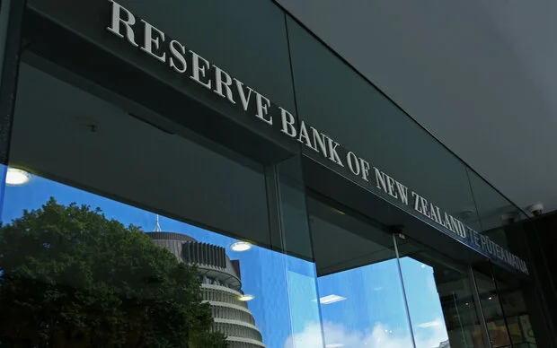 eight_col_Reserve_Bank.jpg