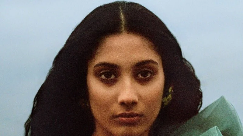 dark circles eye liner eye shadow.jpg