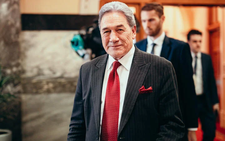 eight_col_WinstonPeters1.jpg