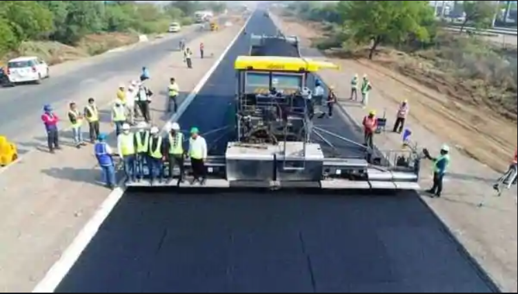 26 Km road built in 18 hours, a feat to go in record books