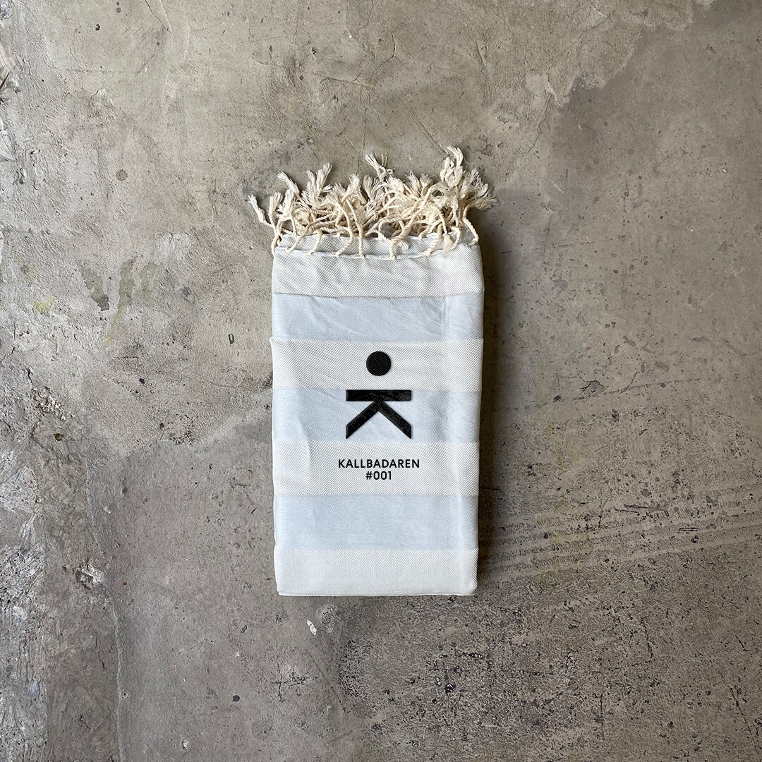 KALLBADAREN #001 HANDDUK (SLUTSÅLD)