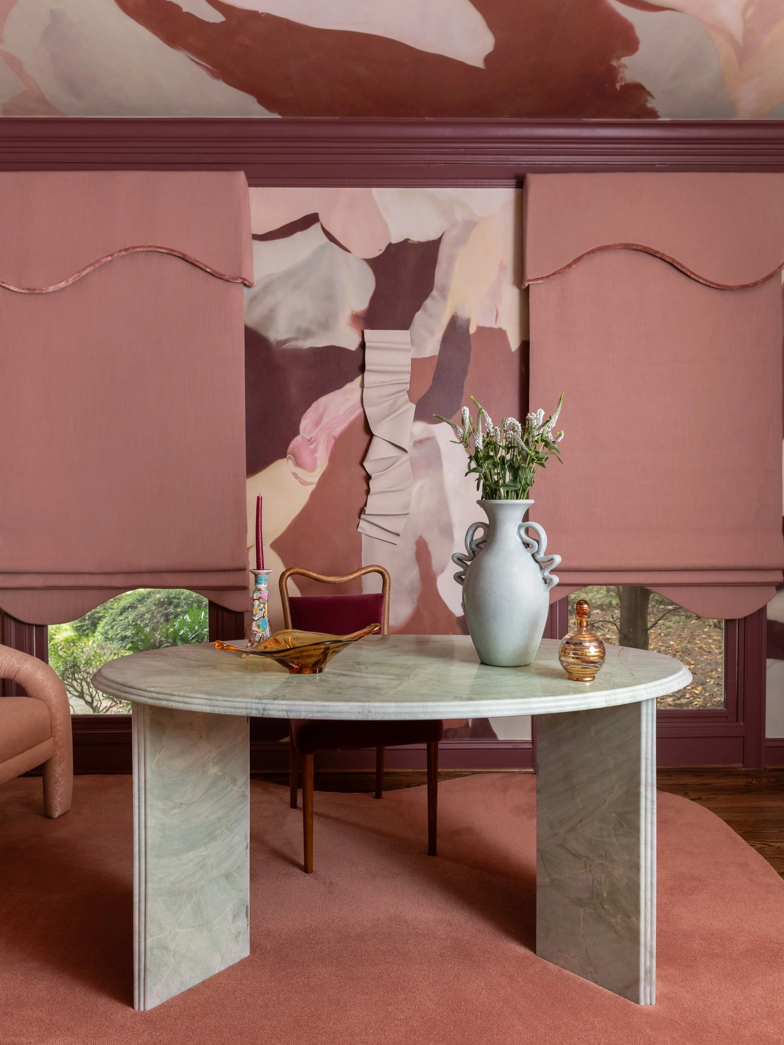 My studio is probably the best reflection of how I love to design. I&rsquo;m drawn to mixing old with new, bold with quiet, polished with unexpected.

This stunning wallpaper by @belartestudio &mdash;an abstract, painterly moment that inspired the pa