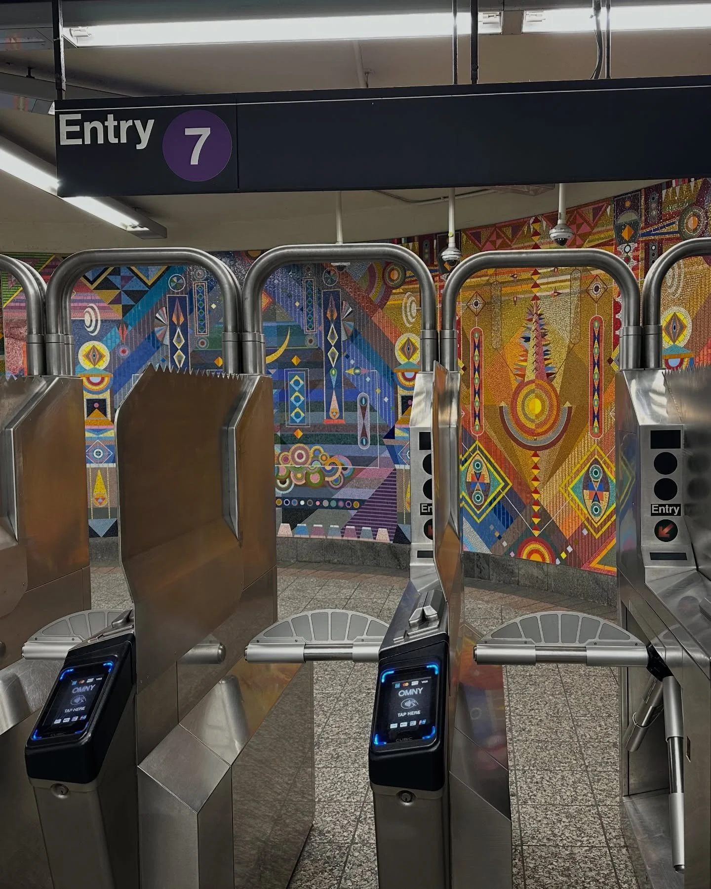 Spiritual ⭐️ celestial ✨colorful 🎨arresting 🤩 transporting 🪽uplifting. The wow-factor is off the charts with the 600 foot glass mural &quot;Abstract Futures&quot; by the art collective @hilmasghost at the 42nd Street 7 Line entrance near Grand Cen