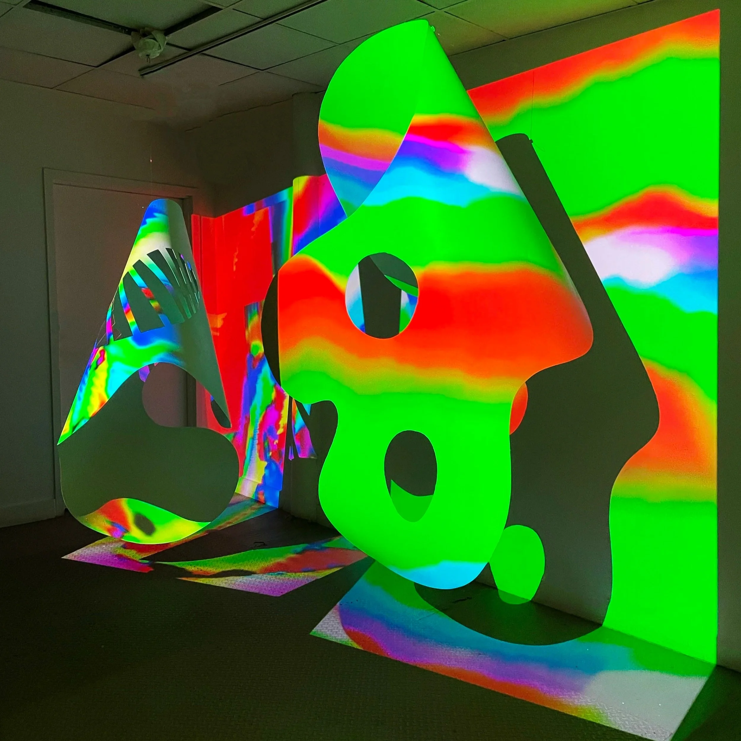 Adria Arch: Off the Wall