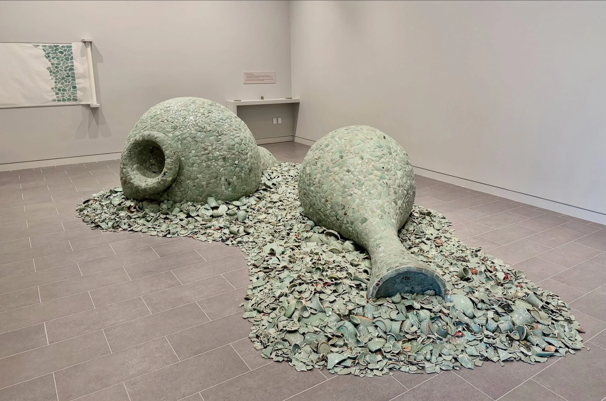 @jean.shin 's dual installation at @historicgreenwood is a welcome moment to breathe after the madness of NY Art Week. "Each part of Shin's exhibition invites reflection and rest. Green-wood's acres breathe oxygen into the city air. Stop, rememb
