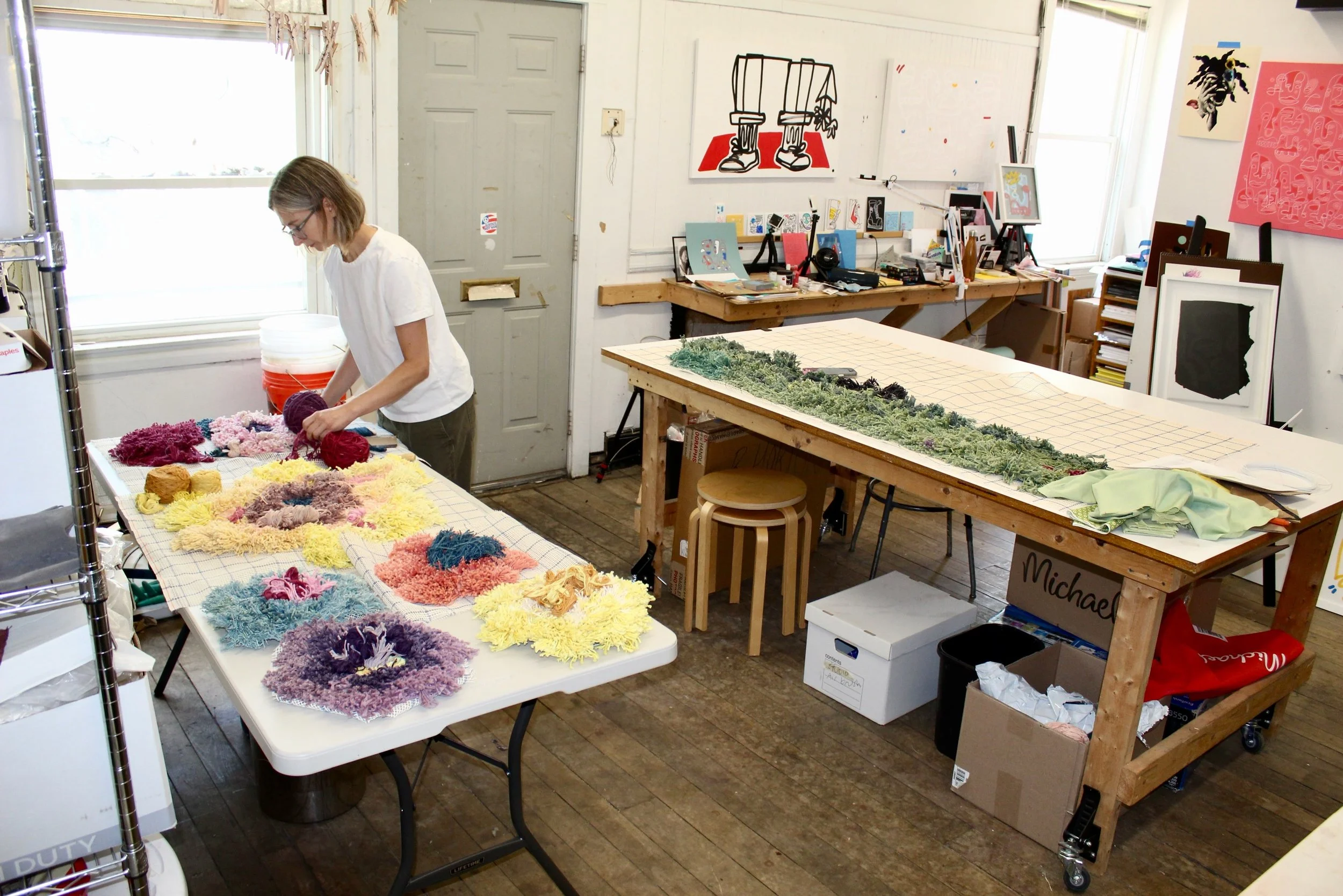 FAB studio visit yesterday with the visionary and industrious textile artist @jolobdell_ who is hard at work on a custom installation for my upcoming exhibition FLOAT at @fortpointartscommunity FPAC Art Space. Show run July 24 - August 22. 

These wo