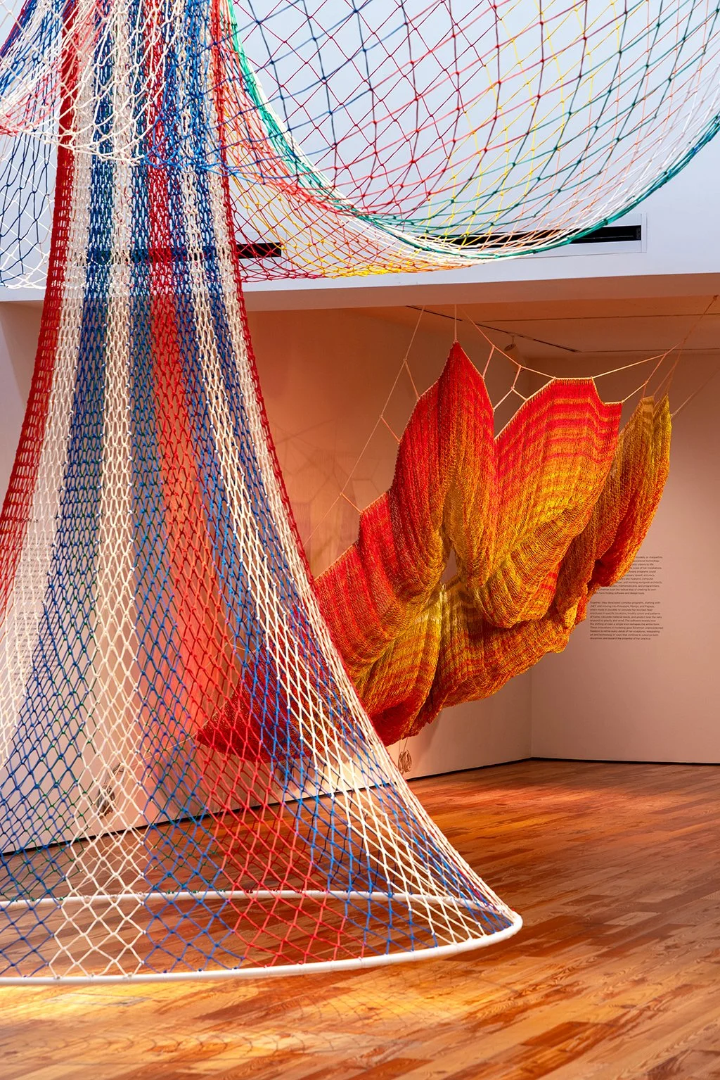 026r1_2025-FA_RadicalSoftness-JanetEchelman_SAM_RyanGammaPhotography_e.jpg