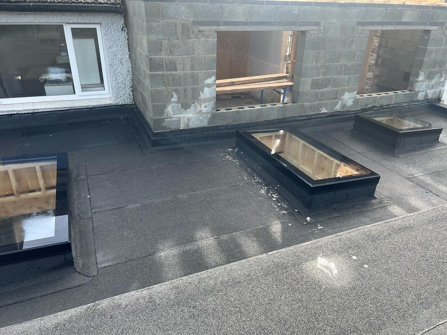 Our Blackrock project moving along nicely 🏠

Roof lights installed maximising the natural light entering the ground floor
Blockwork on the second story extension complete 
Existing roof was stripped and new roof constructed 

🪚👌

DM, phone or emai