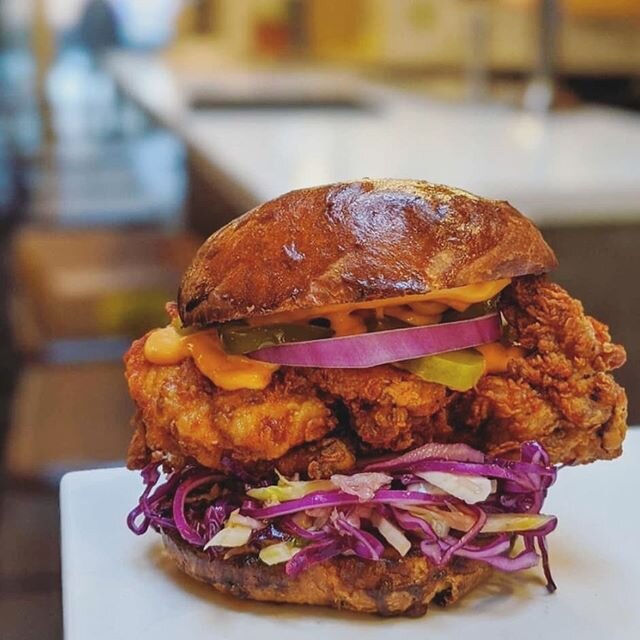 Chef David Leeder has launched @greymareburger out of the kitchen at @eatwishbone... like always, he's supporting a ton of local farmers and producers.

Take a look at this Nashville Hot Chicken burger with @meuwlys 'Nduja Aioli .

#eatlocal #yegfood