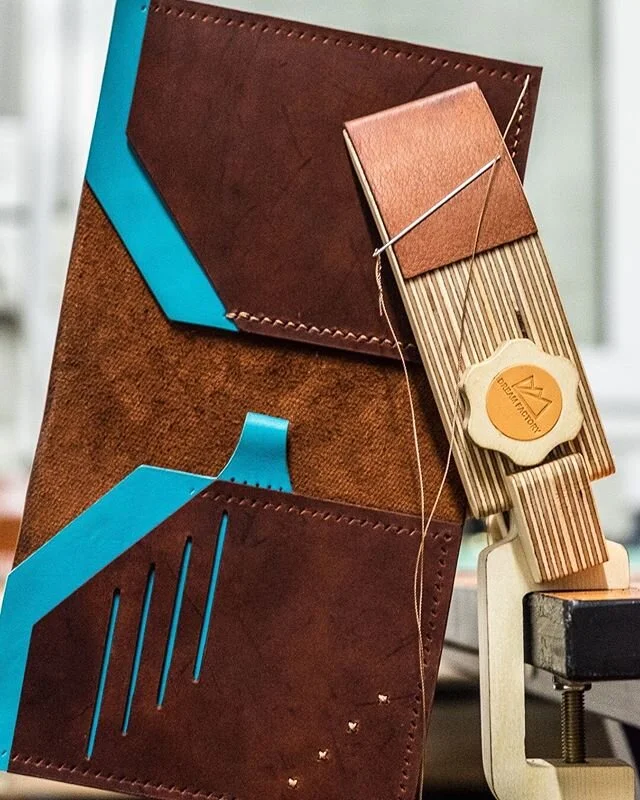 The best therapy is often working with my hands to create something new. I learned so many lessons when making this passport wallet for my wife; each time I try something new it is a fight, but I end up grateful for what I got out of the process.
⠀⠀
