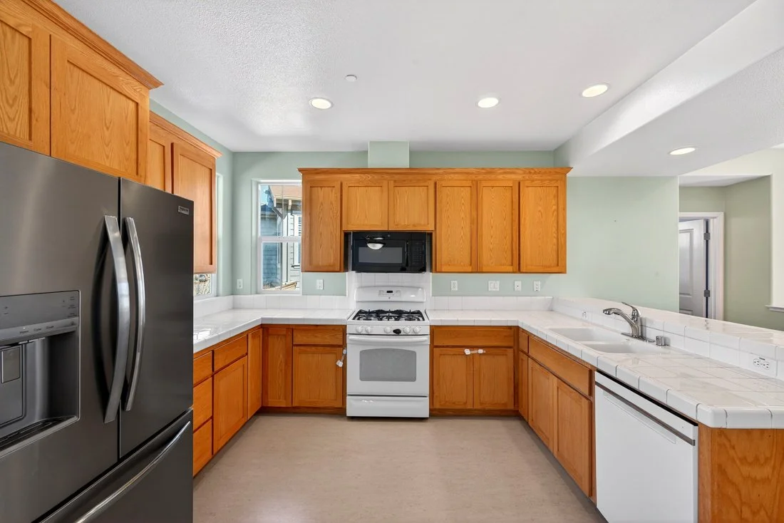 239 Jarvis DR-23.jpg