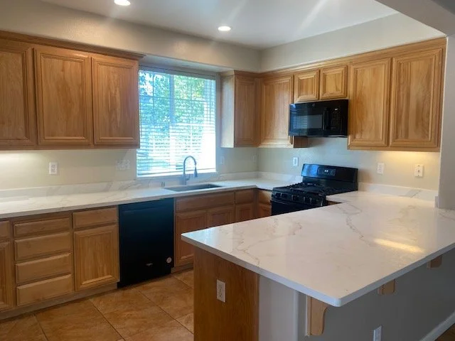 Kitchen1.jpg