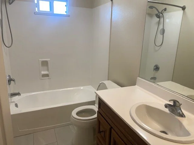 Bathroom2.jpg
