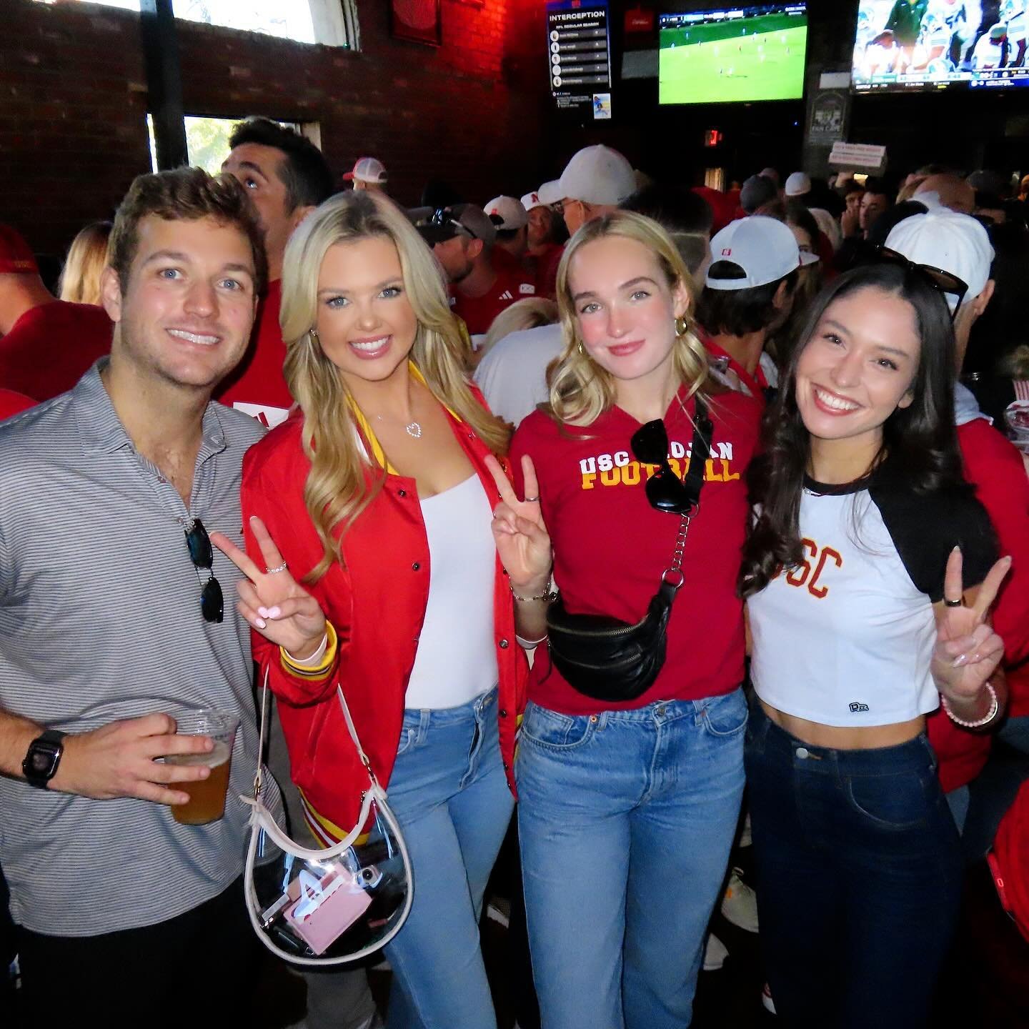 Finally went to a football game for my own school lol! ✌🏼💛&hearts;️