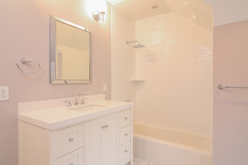 Modular Guest Bath.jpg