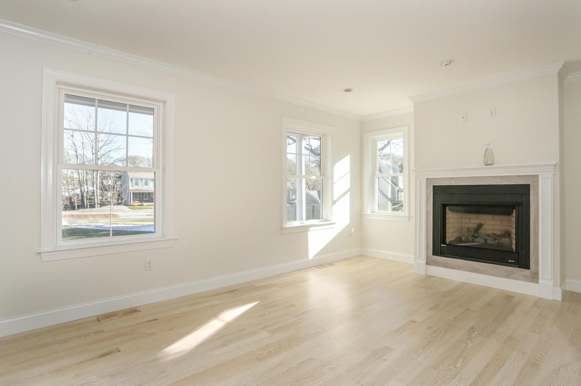 Gas fireplace in modular home.jpeg