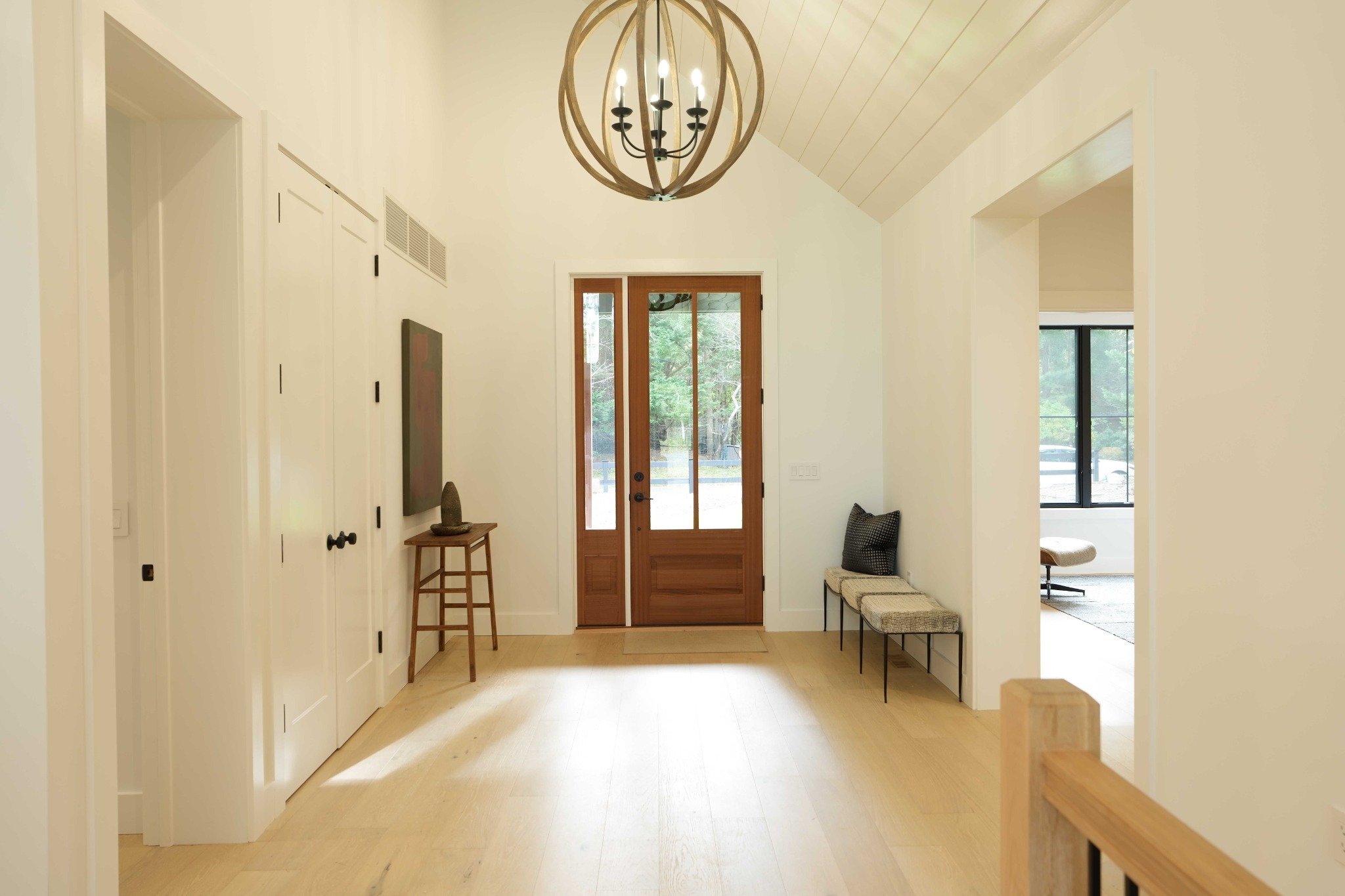 Custom Modular Vaulted Ceiling Entryway Signature Building Systems.JPG