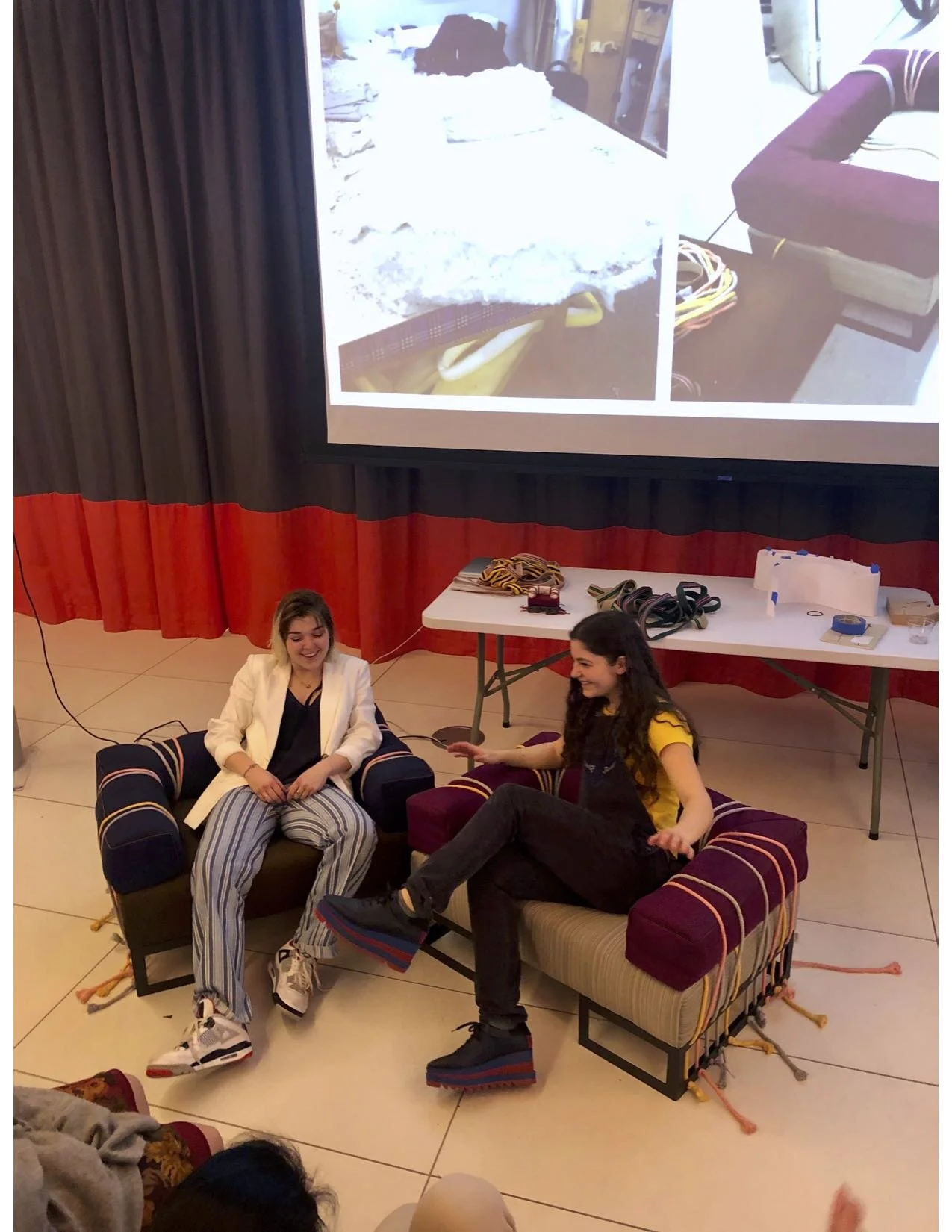 lounge sit copy.jpg