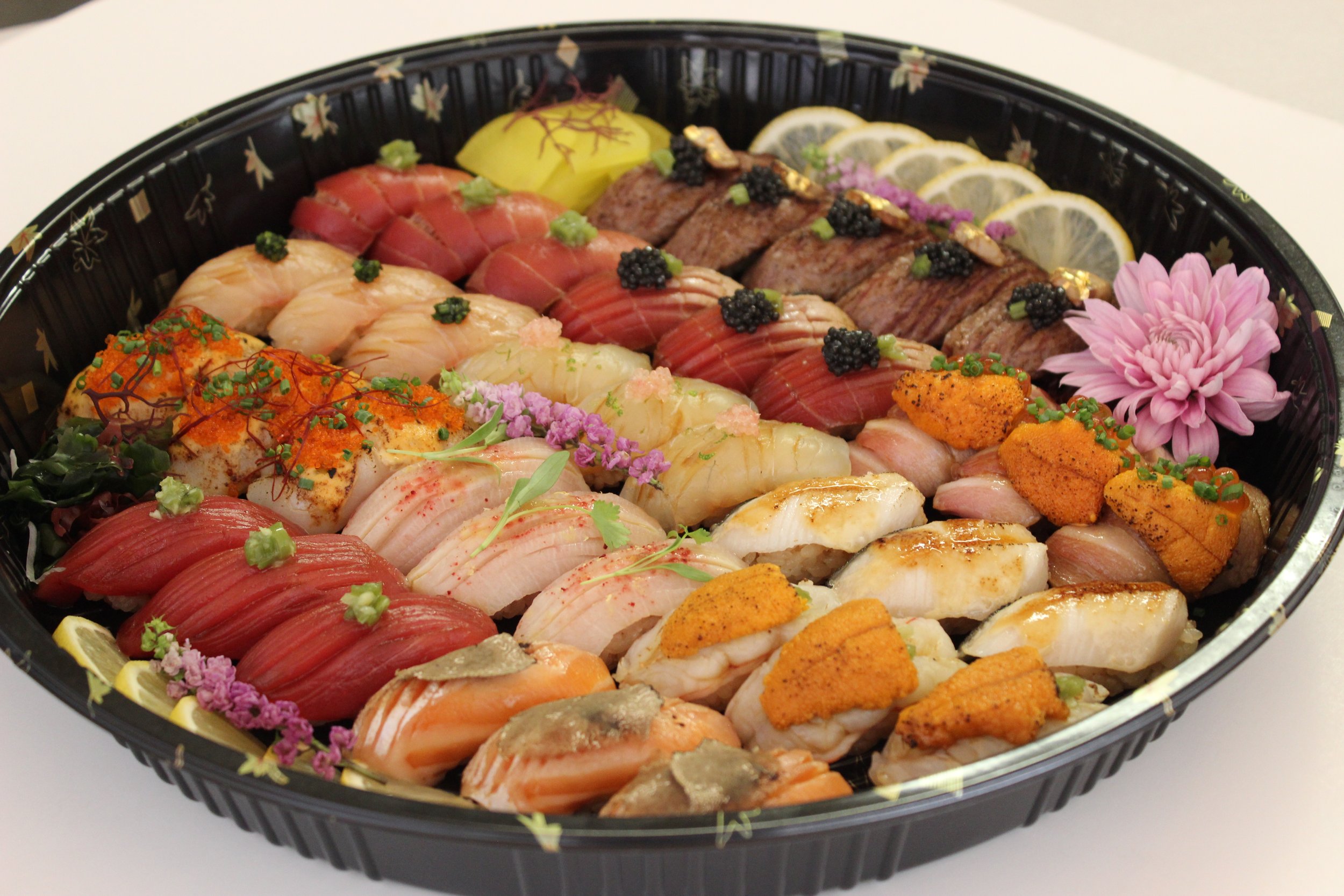 Okami Sushi Party Tray, 26 oz - Food 4 Less