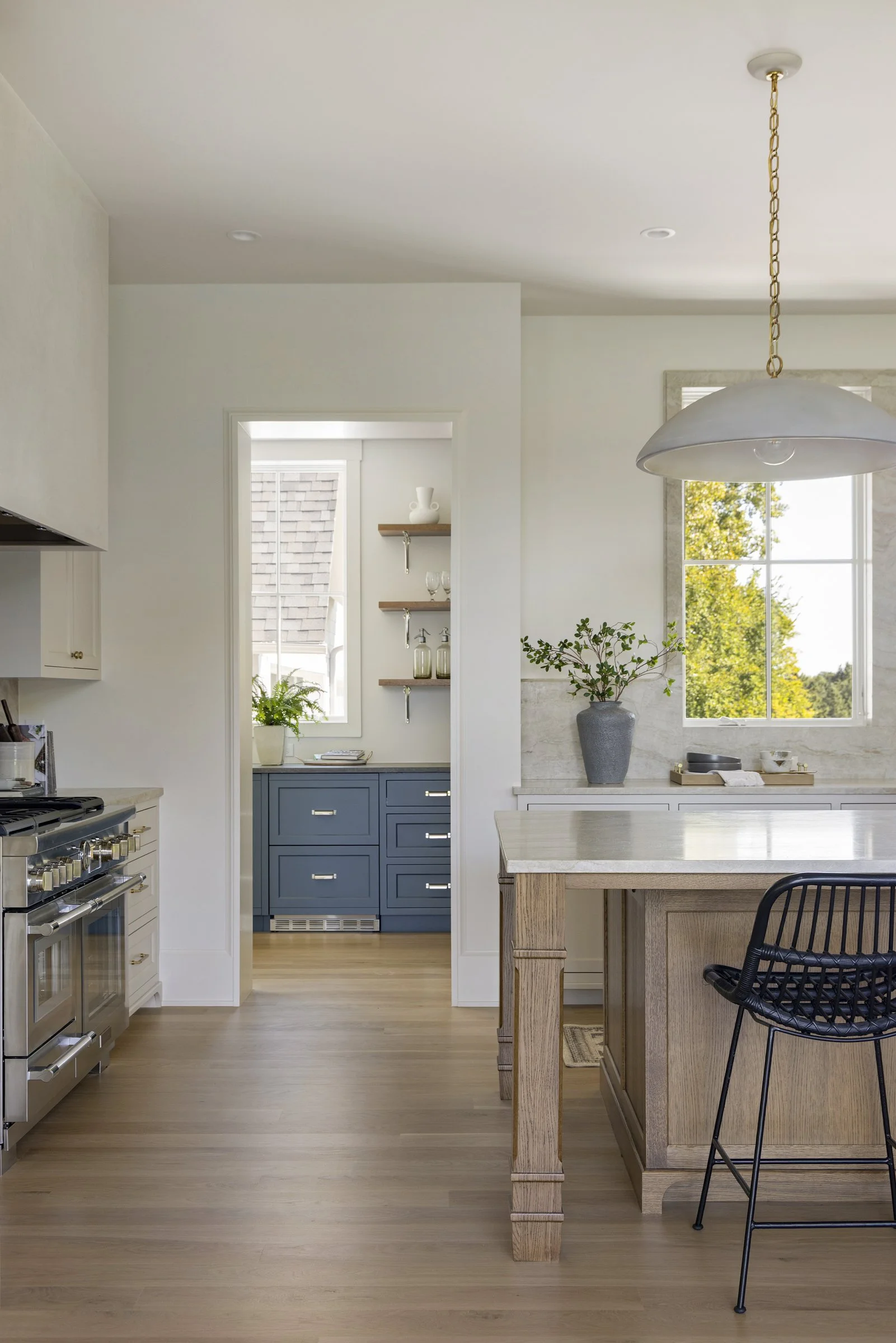 AHT + M&M Home Contractors - 9900 Deerbrook Dr - 030.jpg