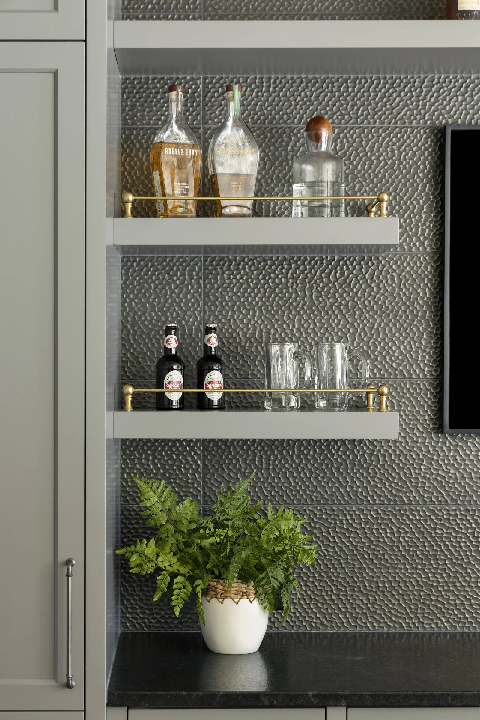 AHT + M&M Home Contractors - 9900 Deerbrook Dr - 082.jpg