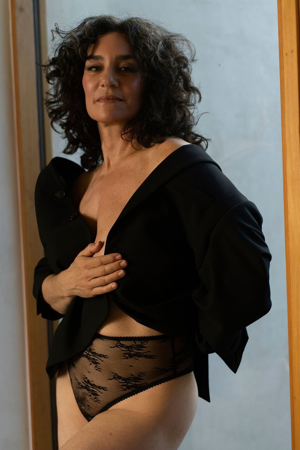 Hi Waisted Cheeky Panty - Black Lace