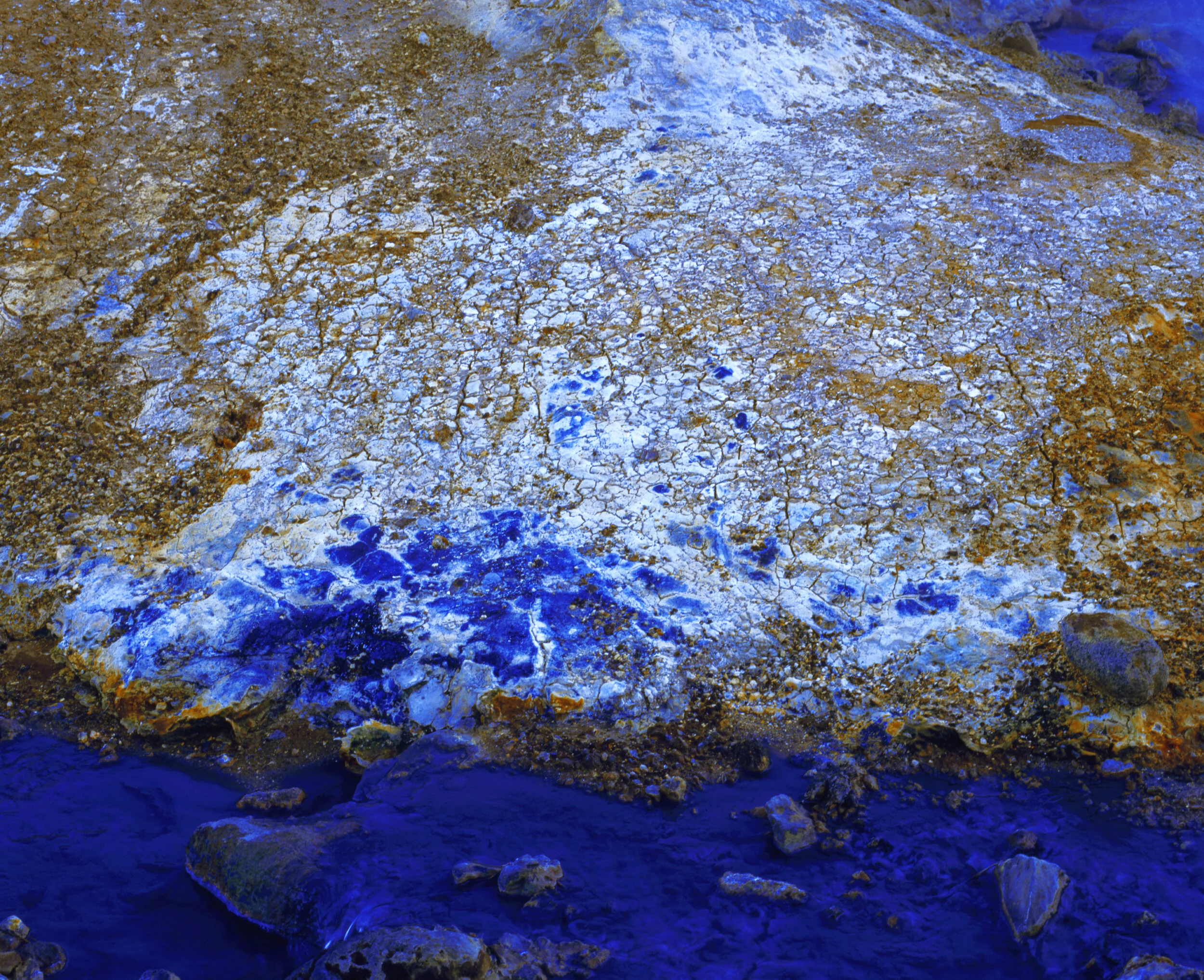 blue_ground_flat3.jpg