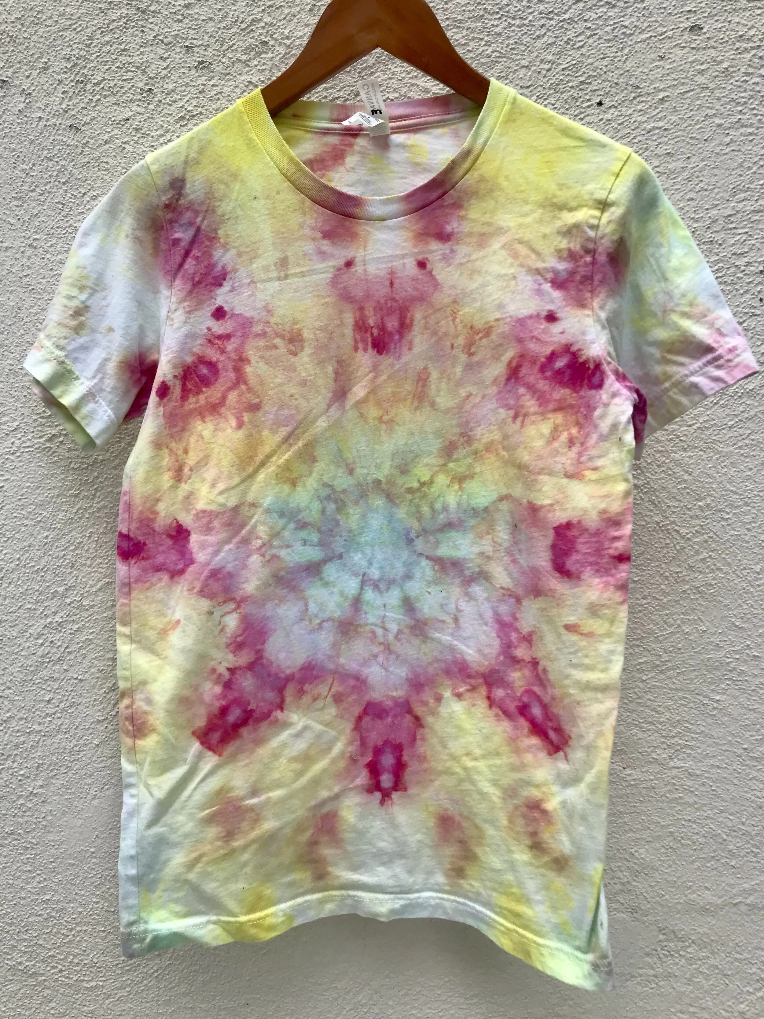 E64AA3B7-E7CF-4F15-92E4-4A7E9EF77352