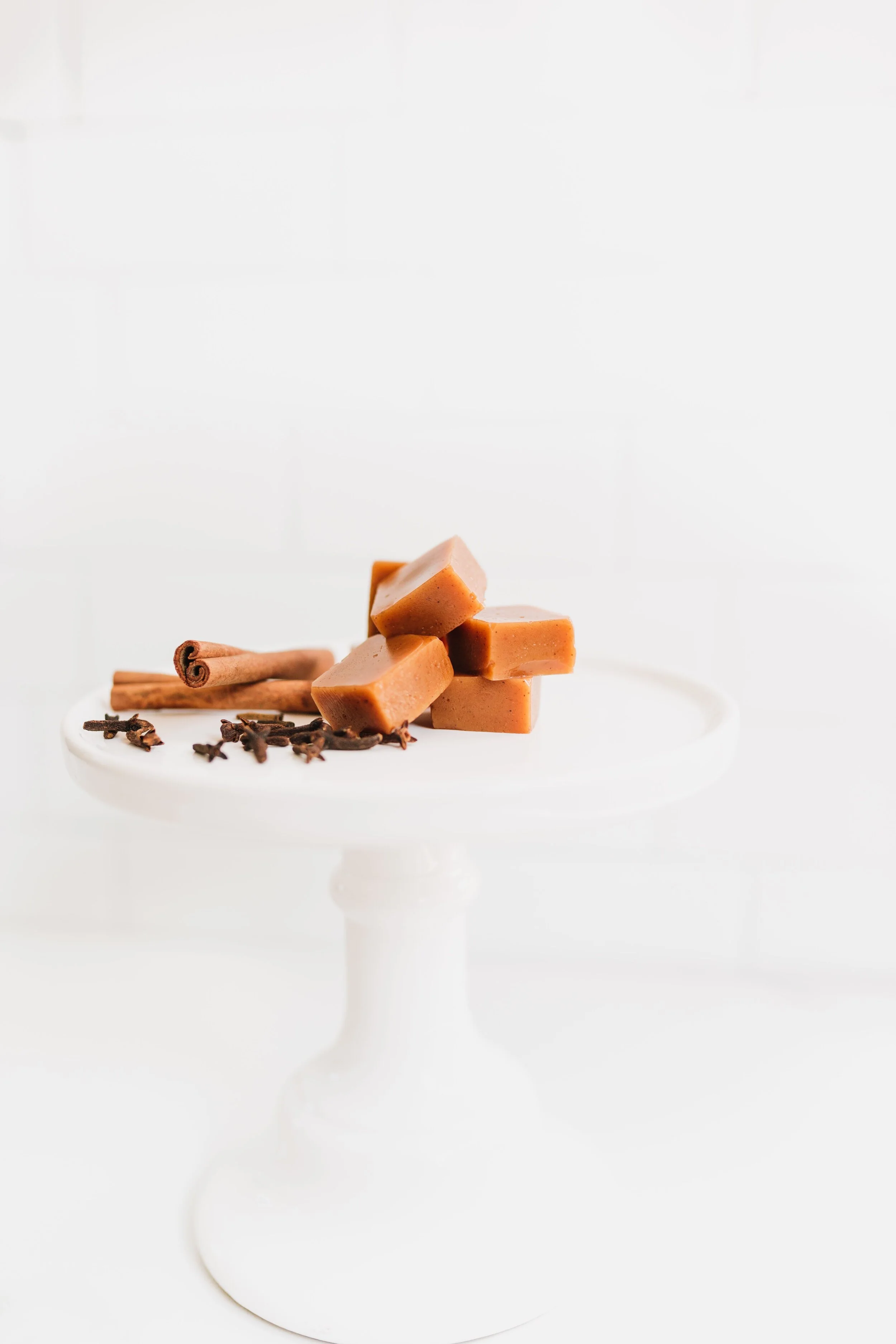 PSL white cake stand.jpeg